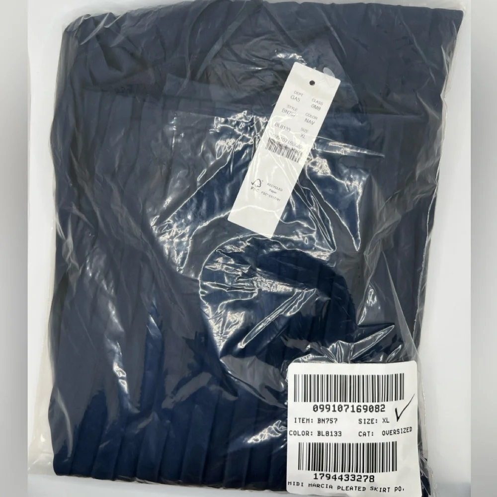 J.Crew Gwenyth pleated slip skirt_4